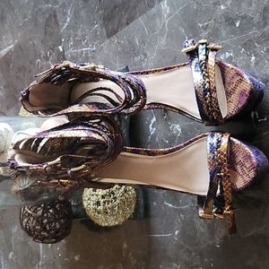 Size 11 Multicolor zip in back and buckle ankle 6 inch platform heel